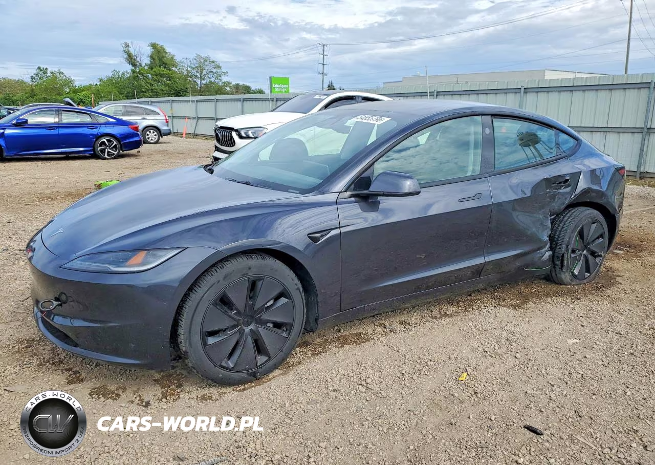 2024 Tesla Model 3 – zdjęcie 1 z 12
