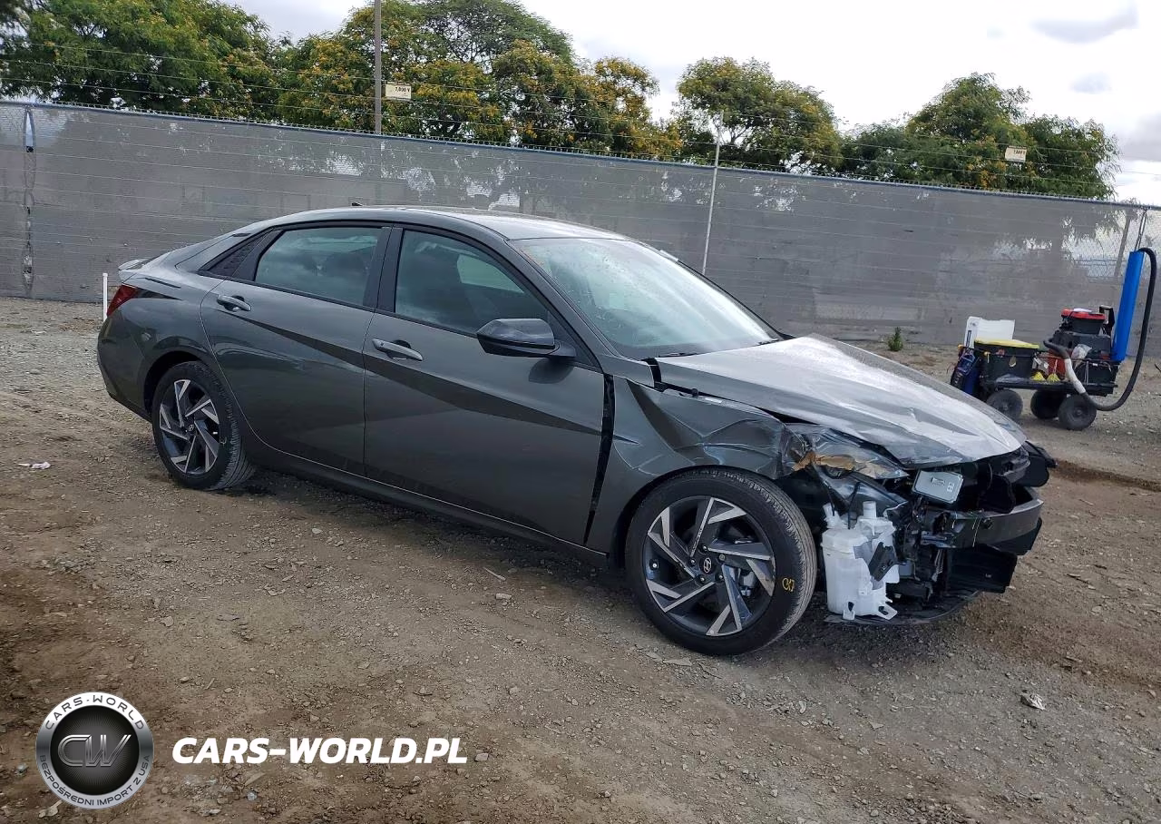 2025 Hyundai Elantra Sel Sport VIN:KMHLM4DG2SU909526 - 4