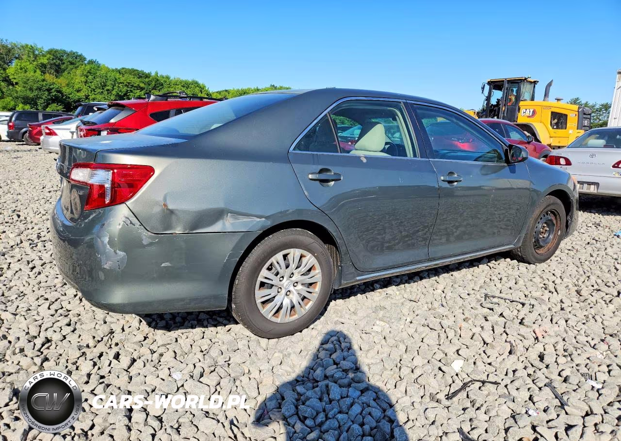 2013 Toyota Camry Le VIN:4T4BF1FK7DR313150 - 3