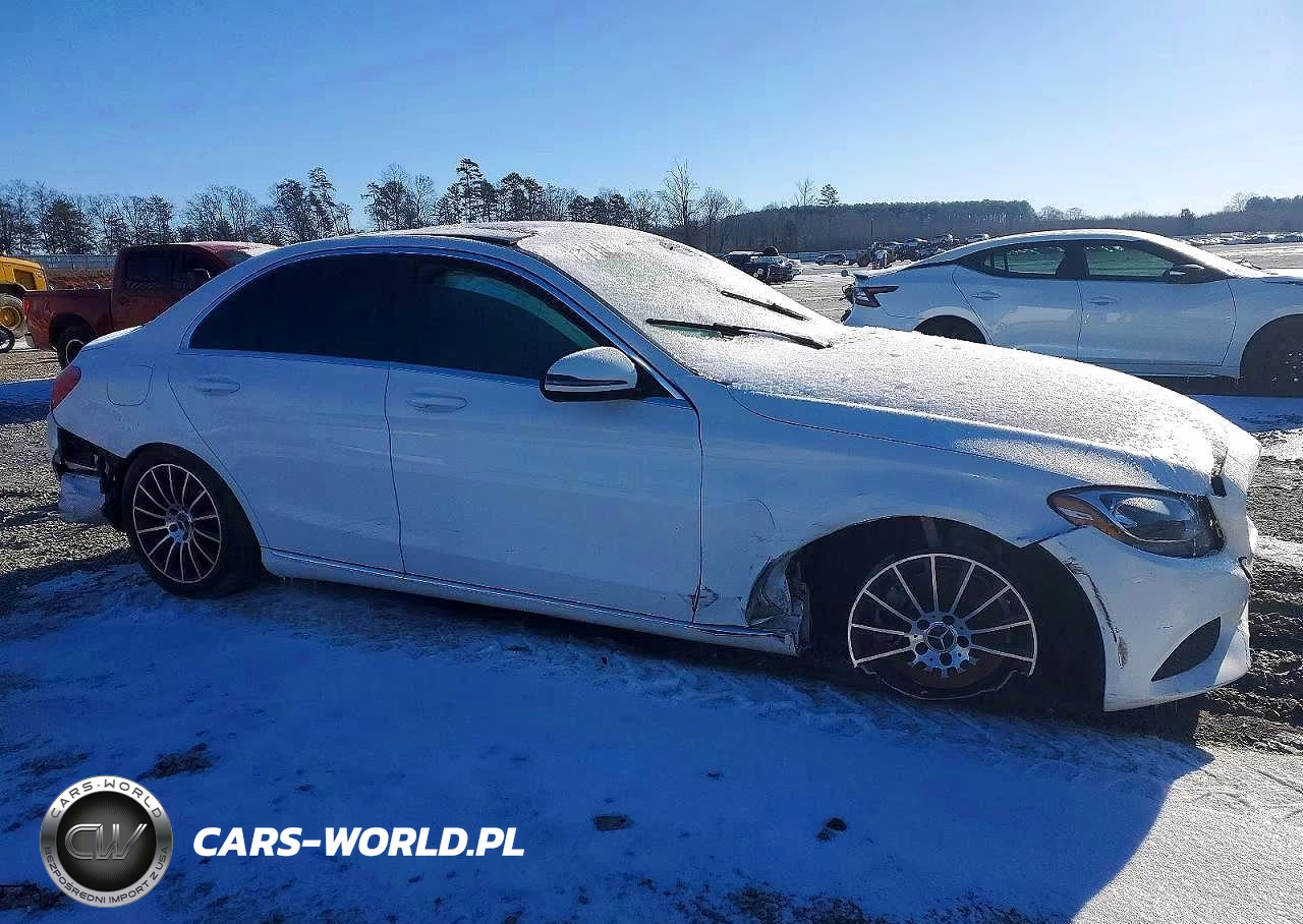 2017 Mercedes-Benz C 300 VIN:55SWF4JB6HU195372 - 4