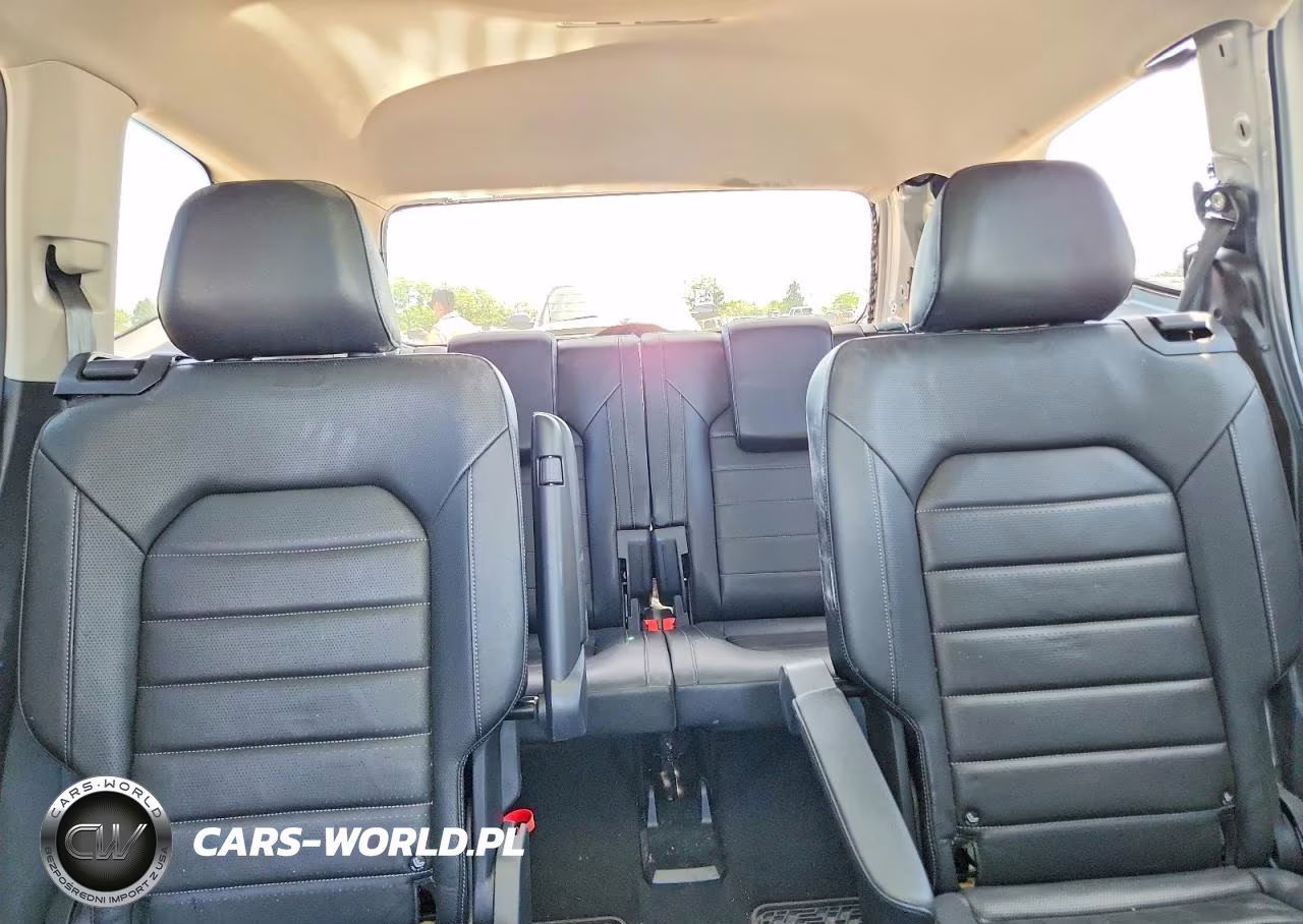 2019 Volkswagen Atlas Sel Premium VIN:1V2NR2CA7KC567513 - 10