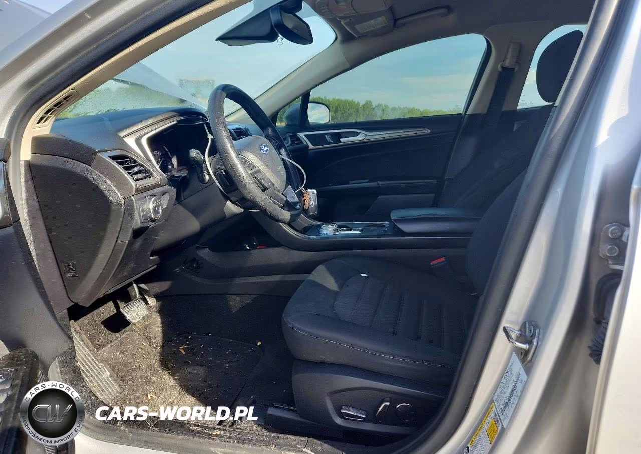 2019 Ford Fusion Se VIN:3FA6P0HD5KR218666 - 7