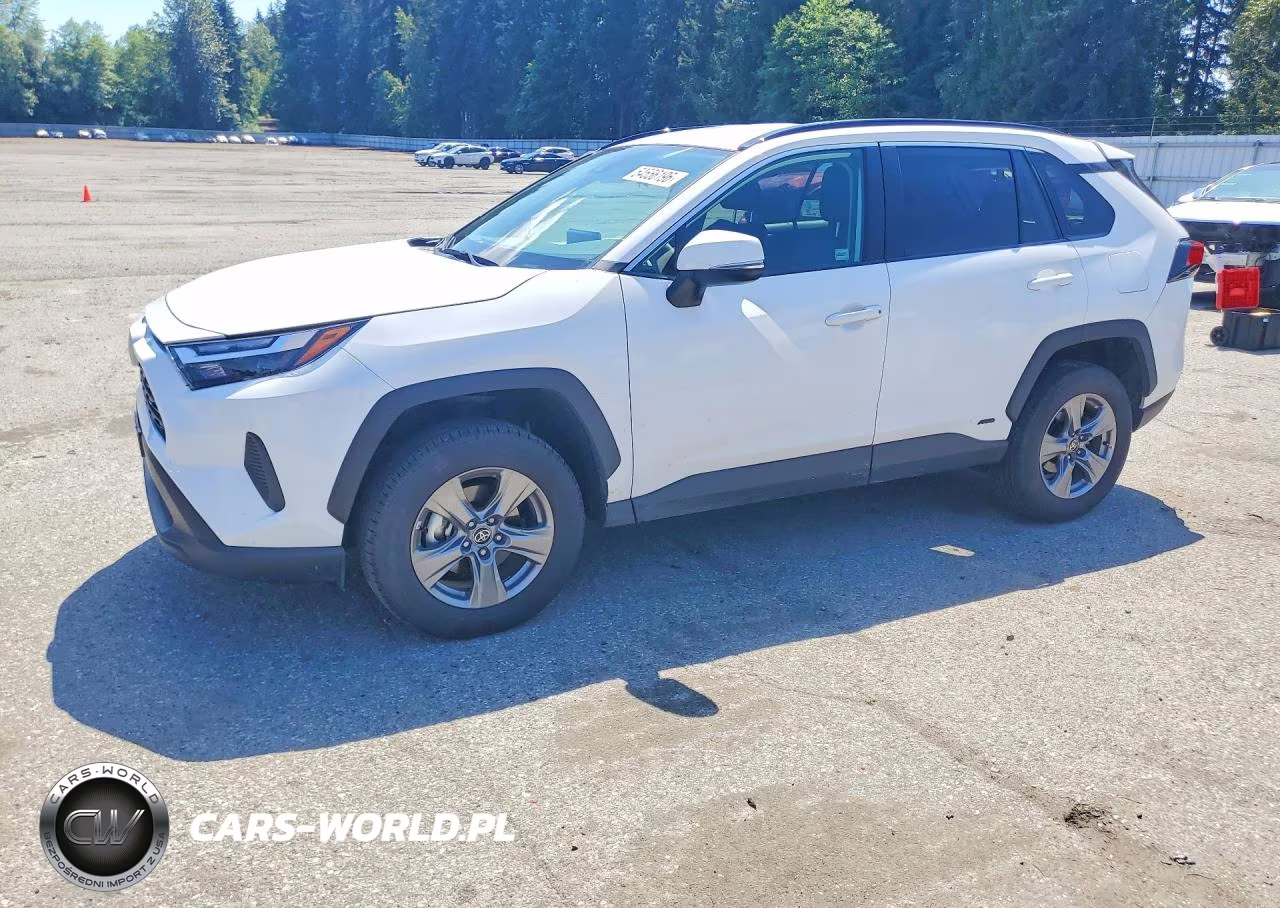 2025 Toyota Rav4 Hybrid Xle – zdjęcie 1 z 13