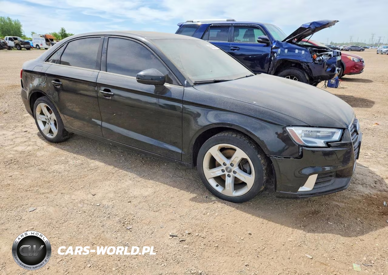 2017 Audi A3 Premium VIN:WAUAUGFFXH1055197 - 4