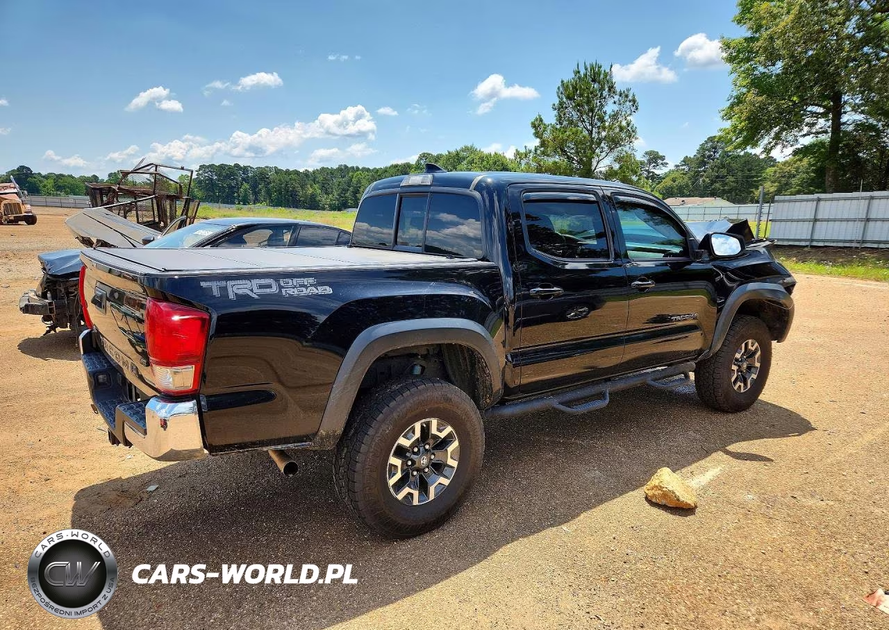2016 Toyota Tacoma Trd Off-Road VIN:5TFAZ5CN4GX020039 - 3