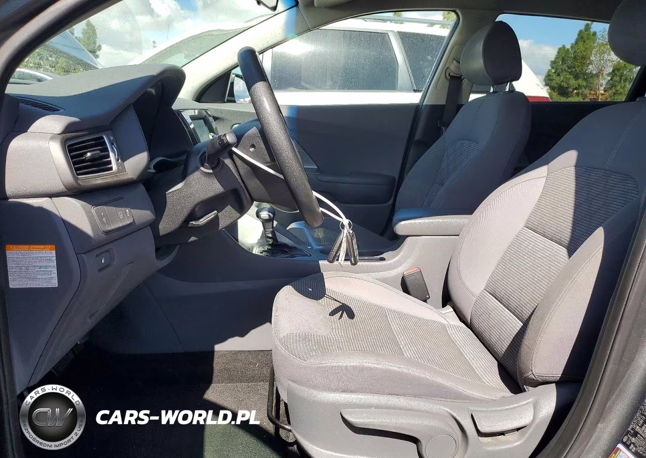 2018 Kia Niro Lx VIN:KNDCB3LC6J5161472 - 7