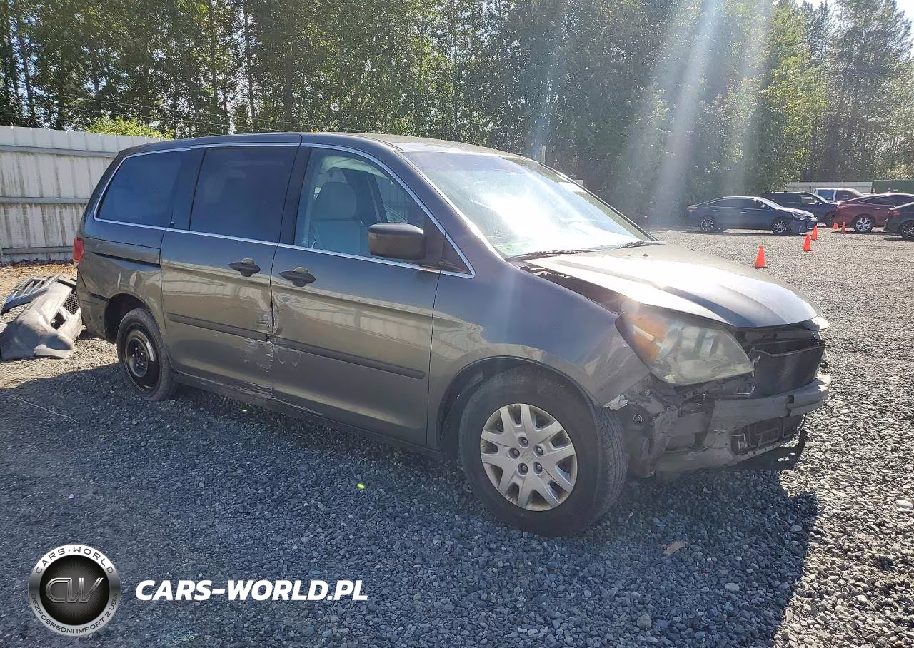 2008 Honda Odyssey Lx VIN:5FNRL38278B053975 - 4