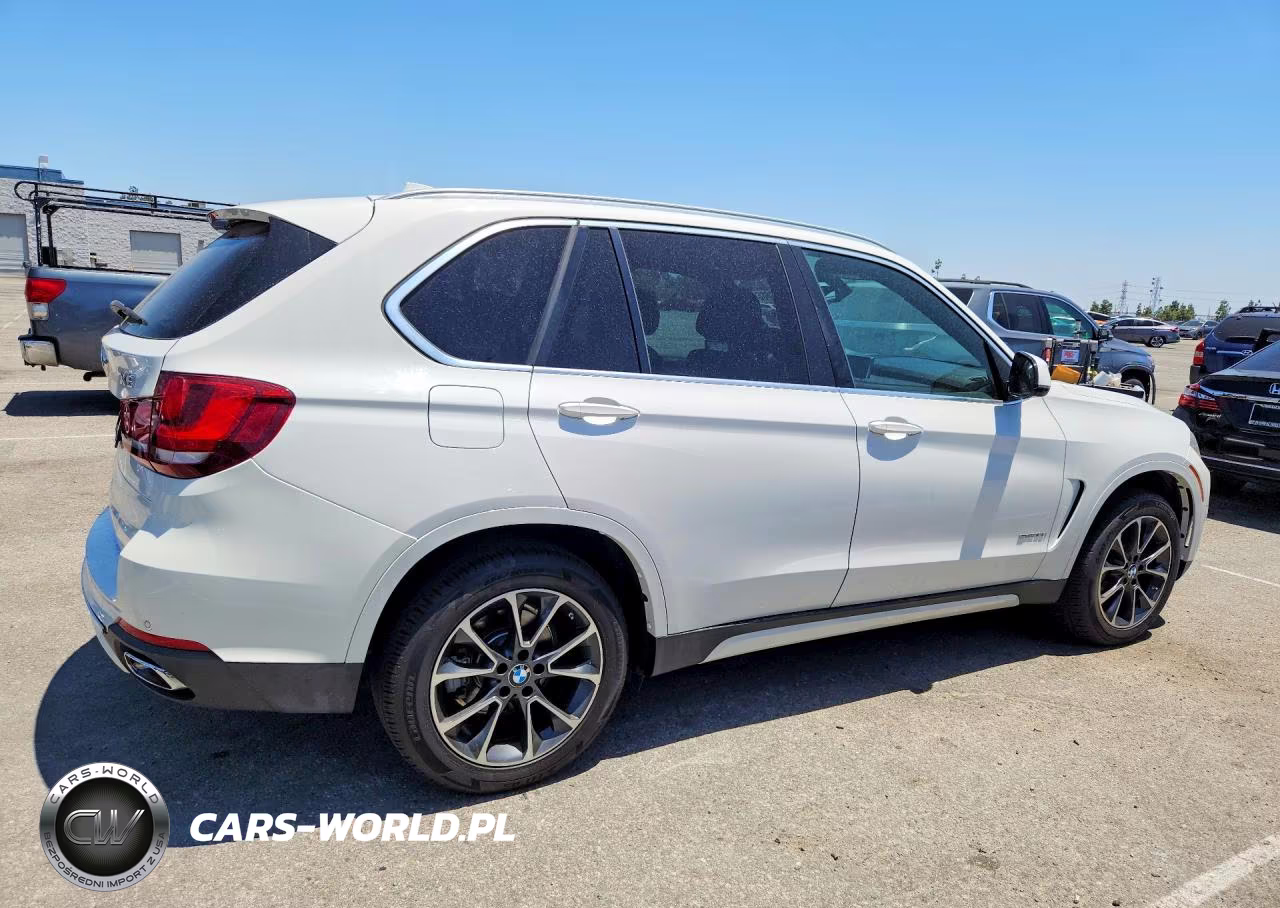 2018 BMW X5 Sdrive35I VIN:5UXKR2C5XJ0X10069 - 3
