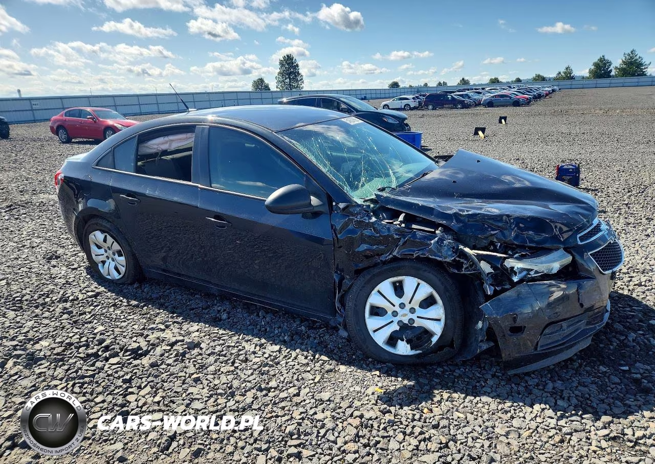 CHEVROLET CRUZE VIN:1G1PA5SG6E7213772 - 4