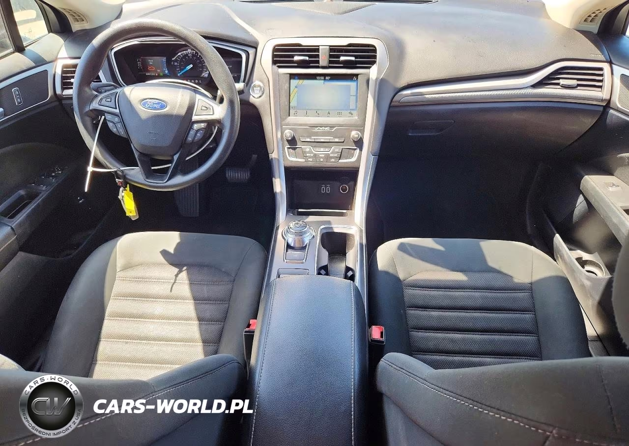 2019 Ford Fusion VIN:3FA6P0LU6KR200099 - 8