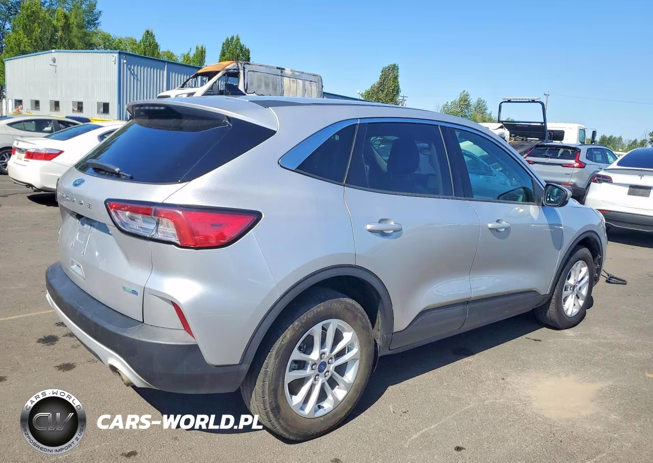 2020 Ford Escape Se VIN:1FMCU9G65LUA11908 - 3