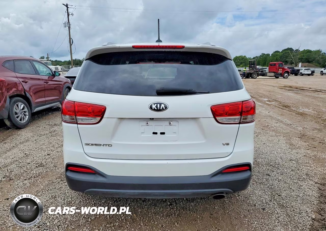 2018 Kia Sorento Lx V6 VIN:5XYPG4A50JG375748 - 6