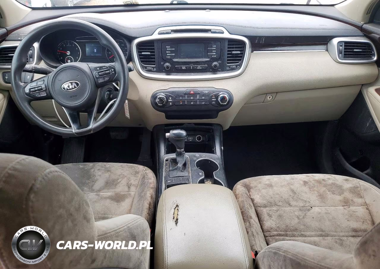 2018 Kia Sorento Lx V6 VIN:5XYPG4A50JG375748 - 8