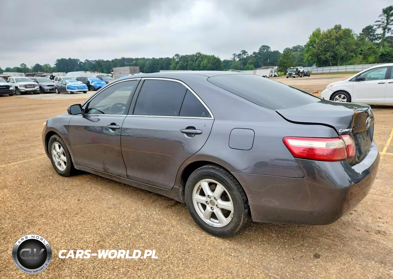 2007 Toyota Camry Le VIN:4T1BE46K57U585912 - 2