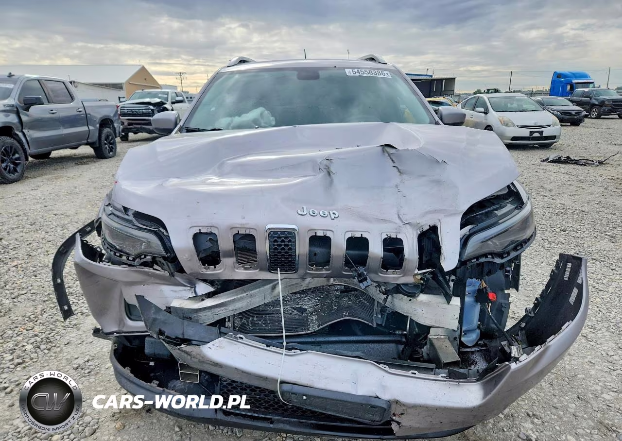 2019 Jeep Cherokee Latitude Plus VIN:1C4PJMLX1KD124477 - 5