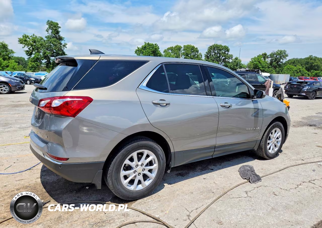 2018 Chevrolet Equinox Lt VIN:3GNAXJEV4JS631961 - 3