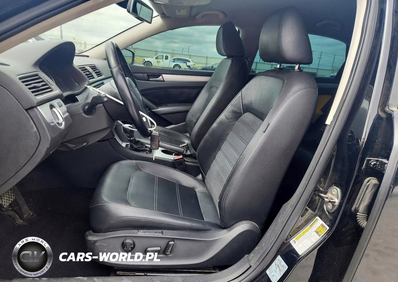 2013 Volkswagen Passat Se VIN:1VWBH7A32DC132679 - 7