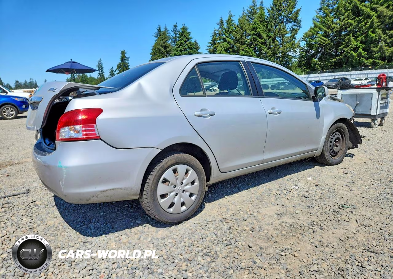 2009 Toyota Yaris Base VIN:JTDBT903591311235 - 3