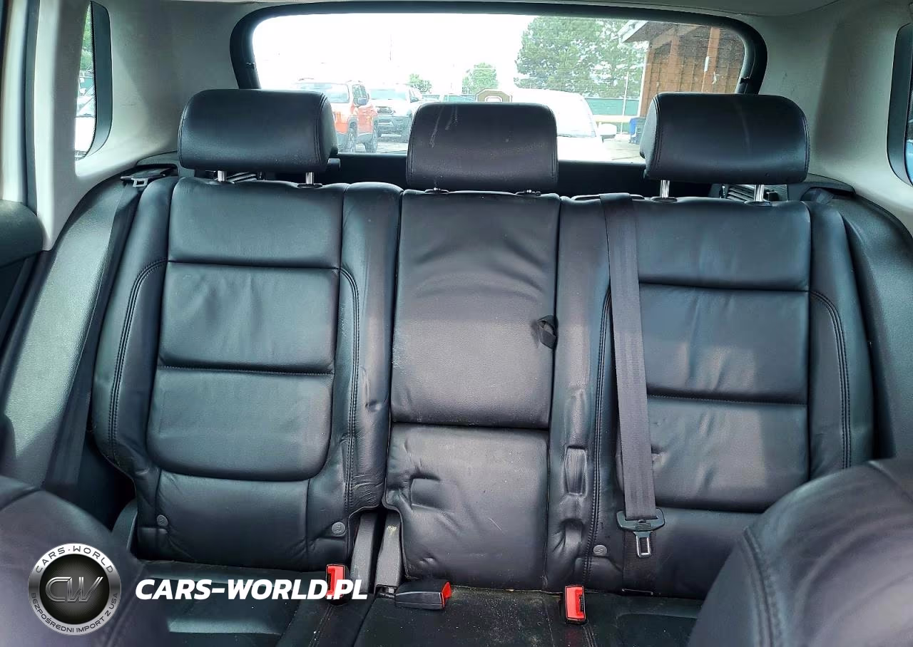 2010 Volkswagen Tiguan Se VIN:WVGBV7AXXAW525902 - 10