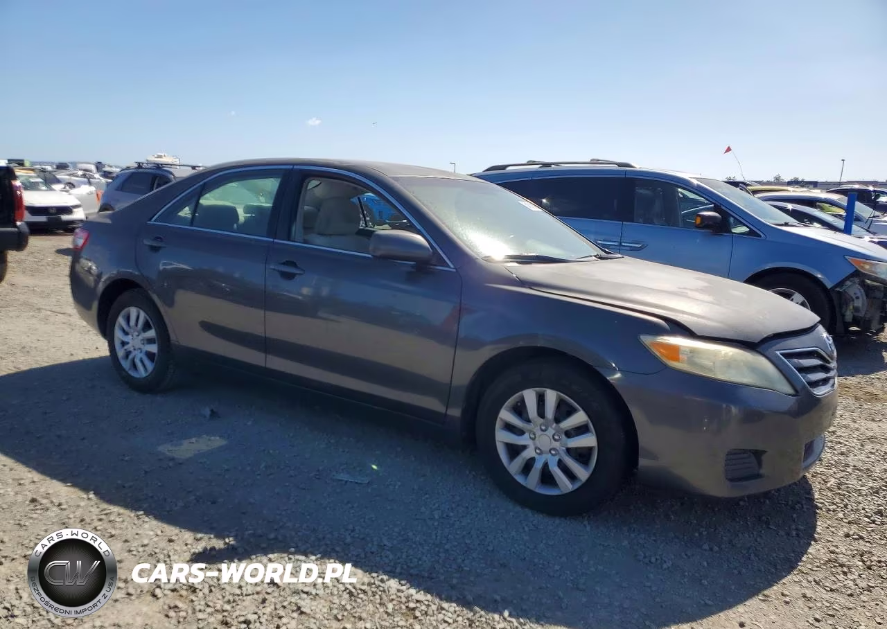 2010 Toyota Camry Le VIN:4T1BF3EK4AU526303 - 4