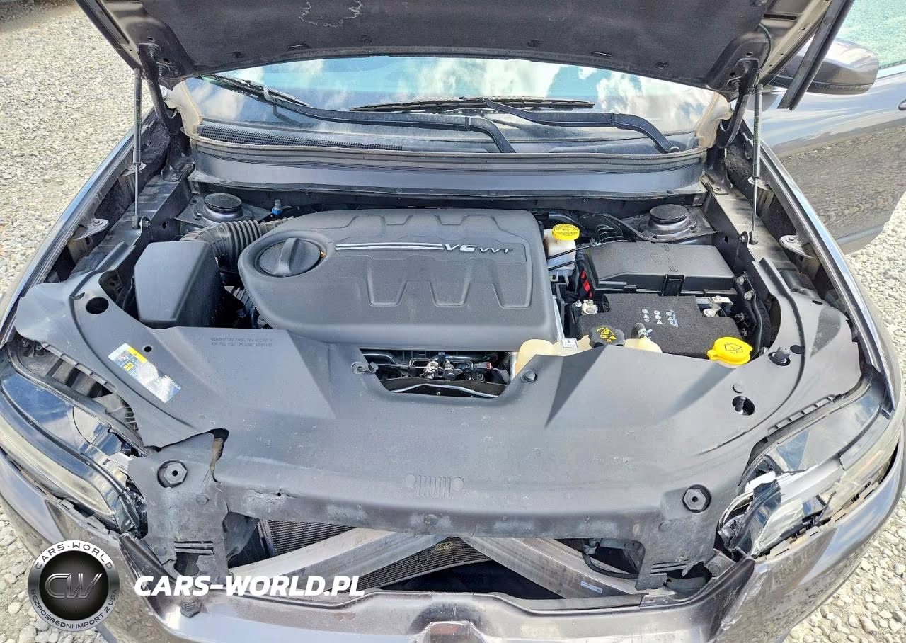 2019 Jeep Cherokee Latitude Plus VIN:1C4PJMLX3KD488884 - 12