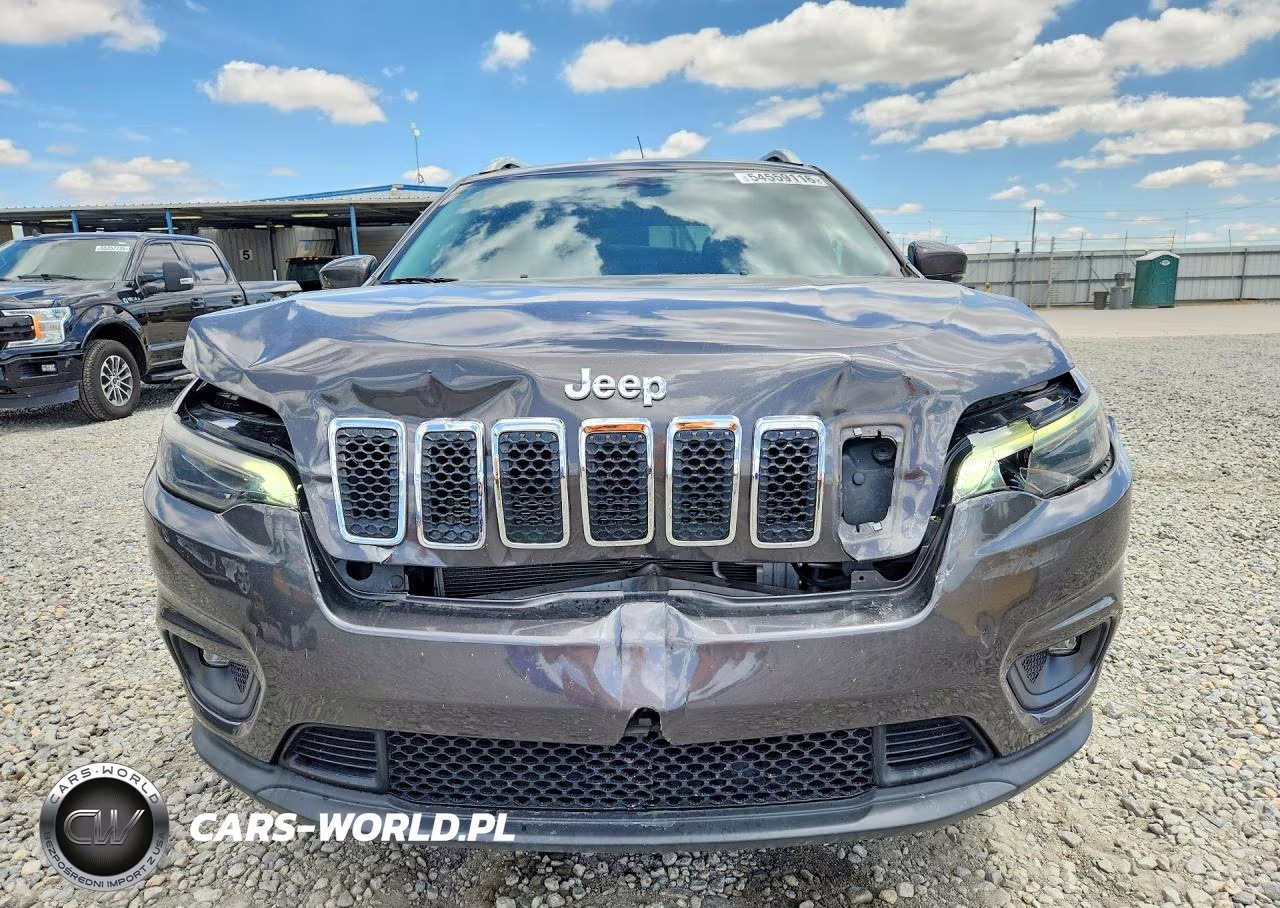 2019 Jeep Cherokee Latitude Plus VIN:1C4PJMLX3KD488884 - 5