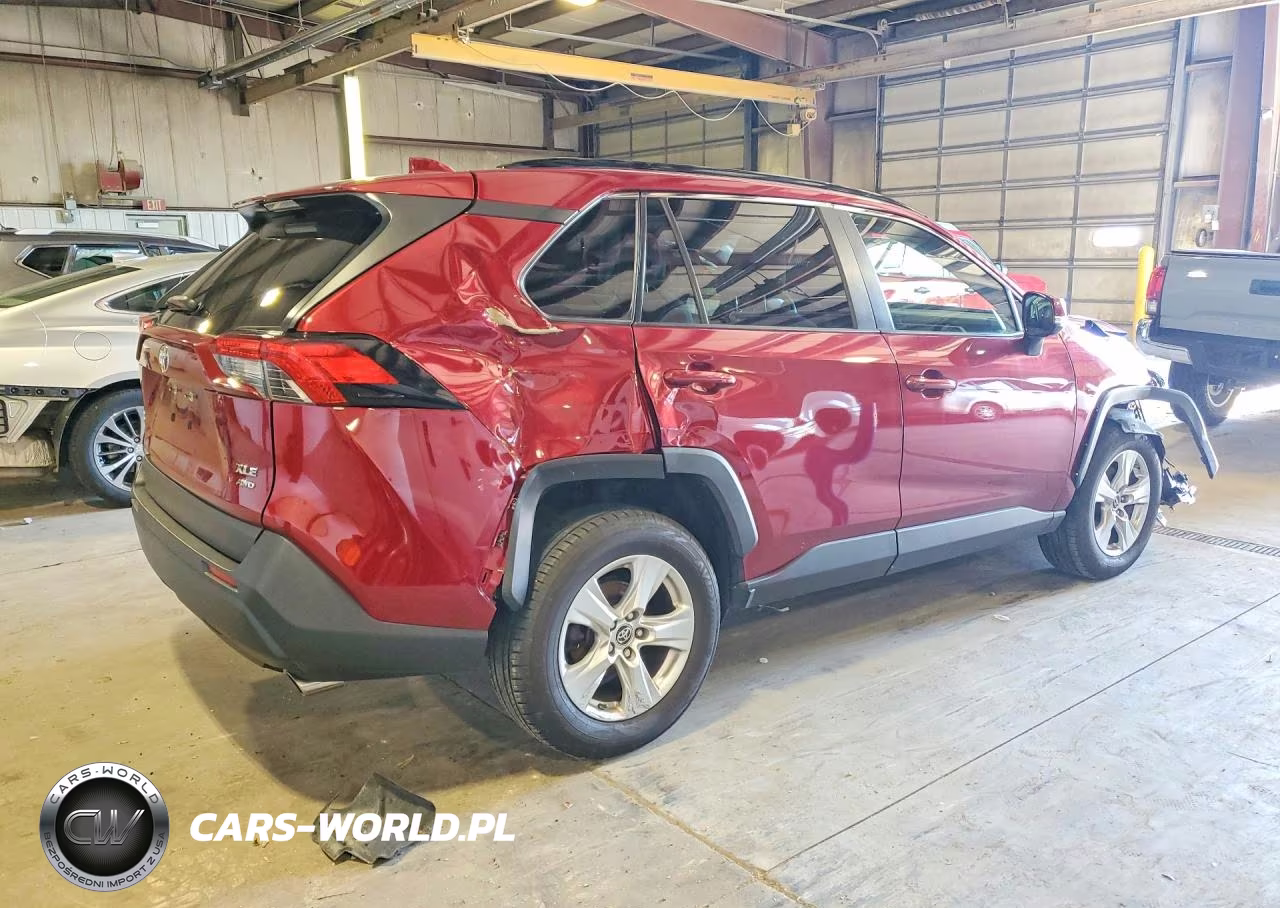 2019 Toyota Rav4 Xle VIN:JTMP1RFV3KD515122 - 3