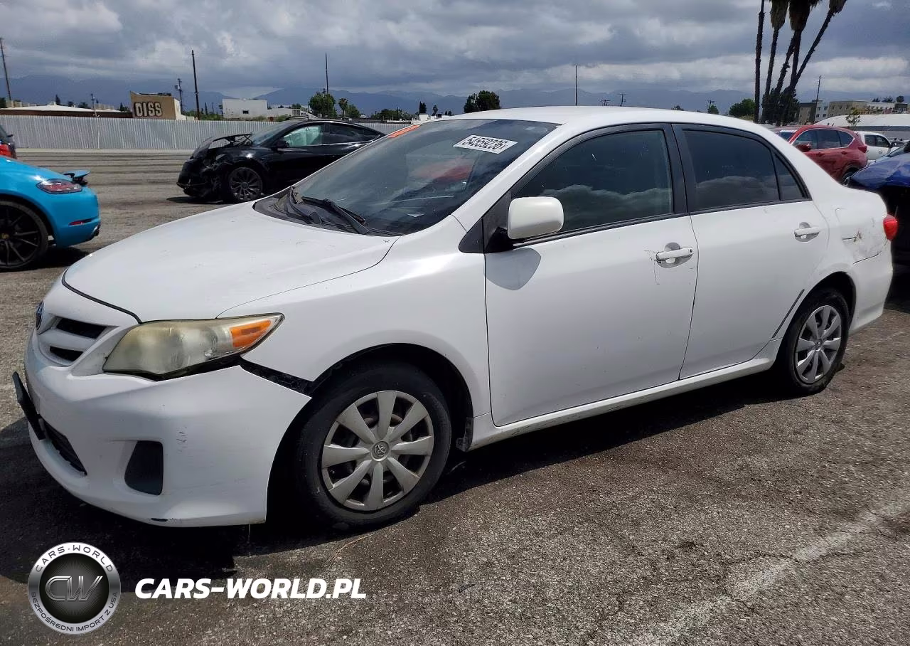 2011 Toyota Corolla Le – zdjęcie 1 z 12