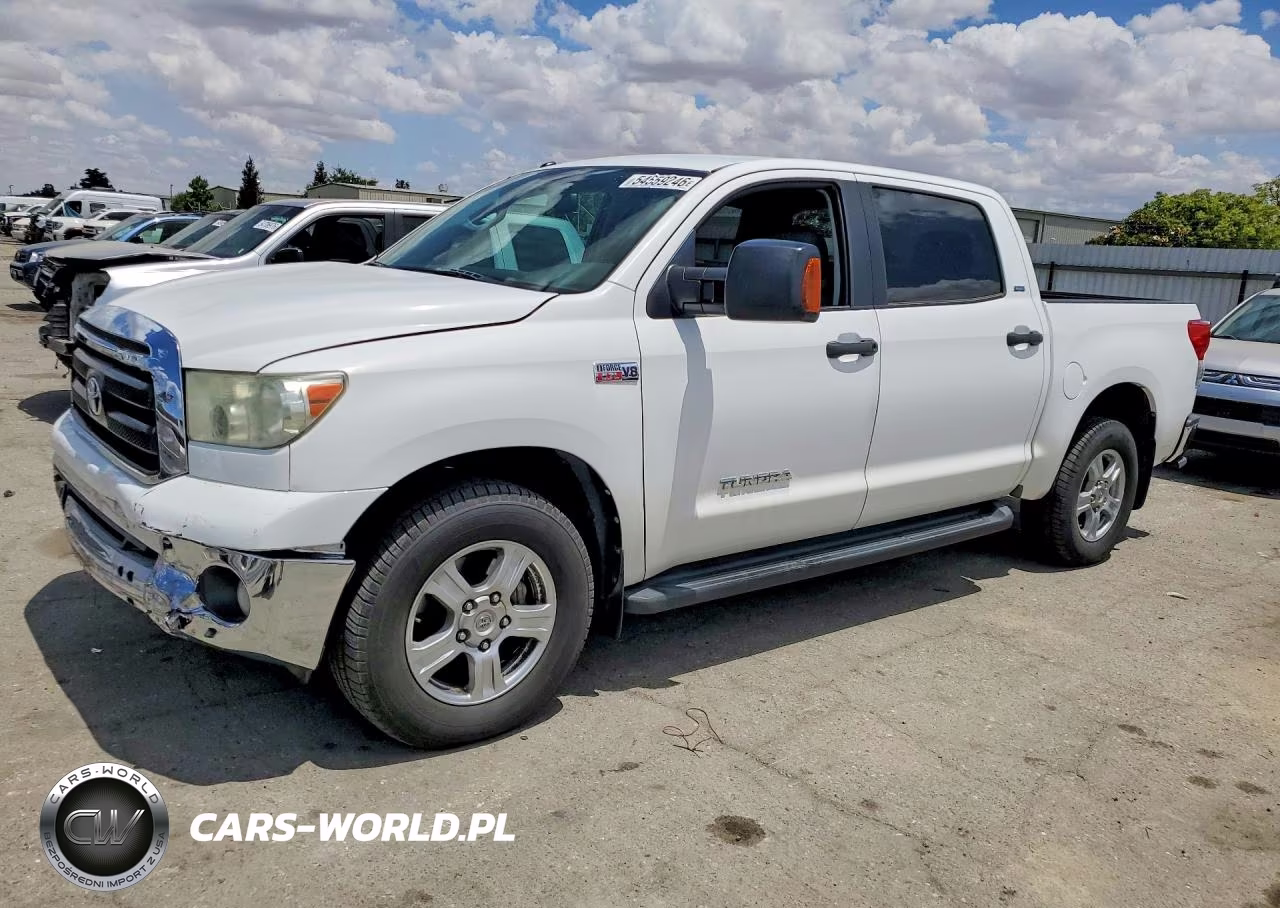2011 Toyota Tundra Crewmax Sr5 – zdjęcie 1 z 12