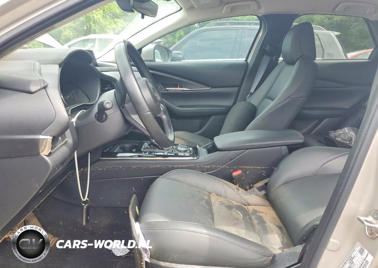 2023 Mazda Cx-30 Preferred VIN:3MVDMBCM4PM586854 - 7
