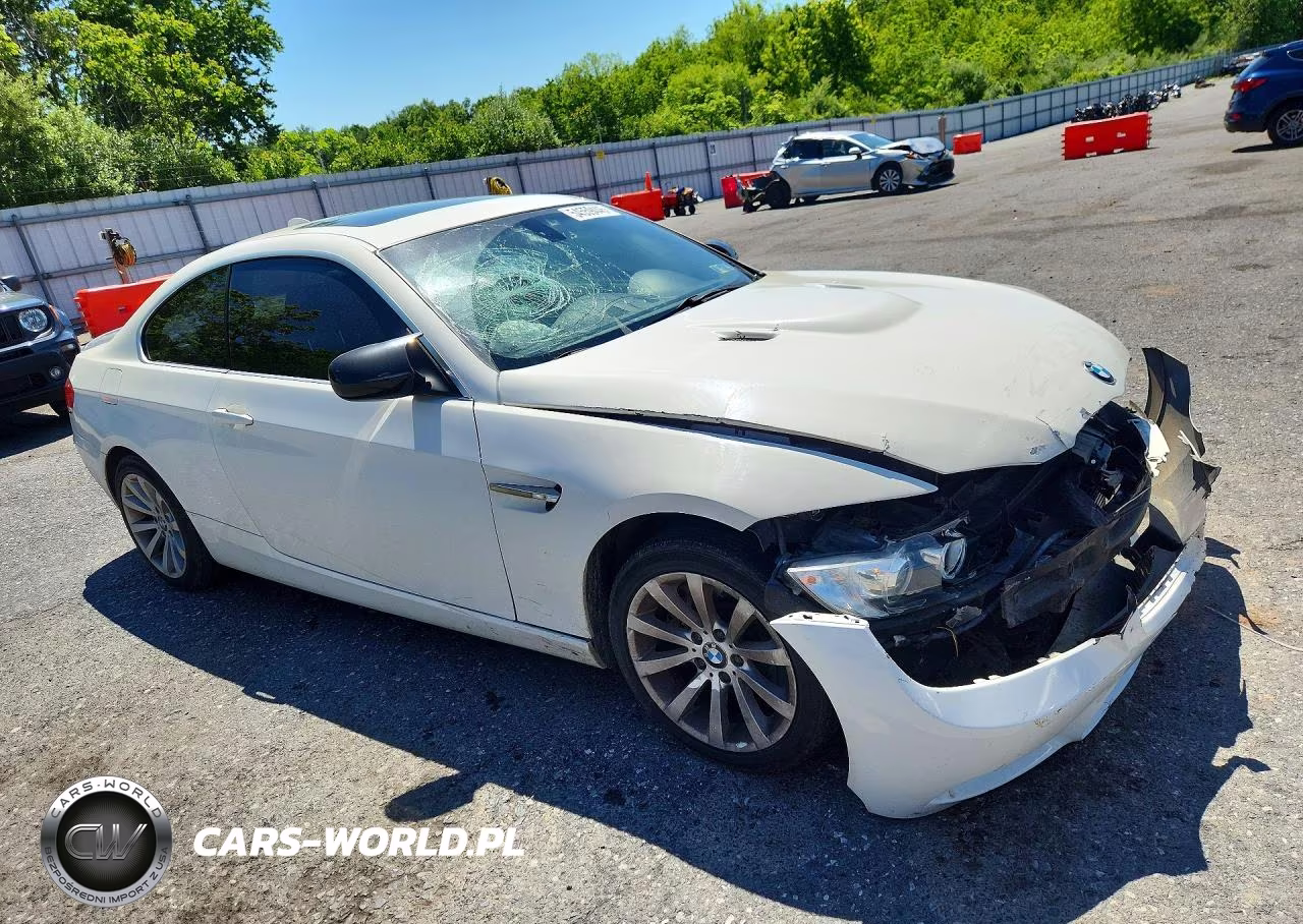 2010 BMW 335 Xi VIN:WBAWC7C50AE270963 - 4