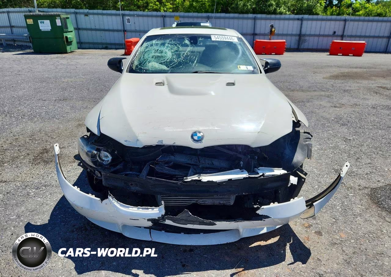 2010 BMW 335 Xi VIN:WBAWC7C50AE270963 - 5