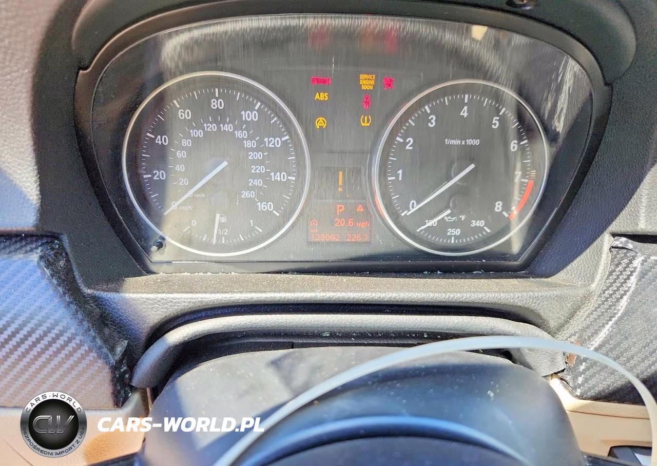 2010 BMW 335 Xi VIN:WBAWC7C50AE270963 - 9
