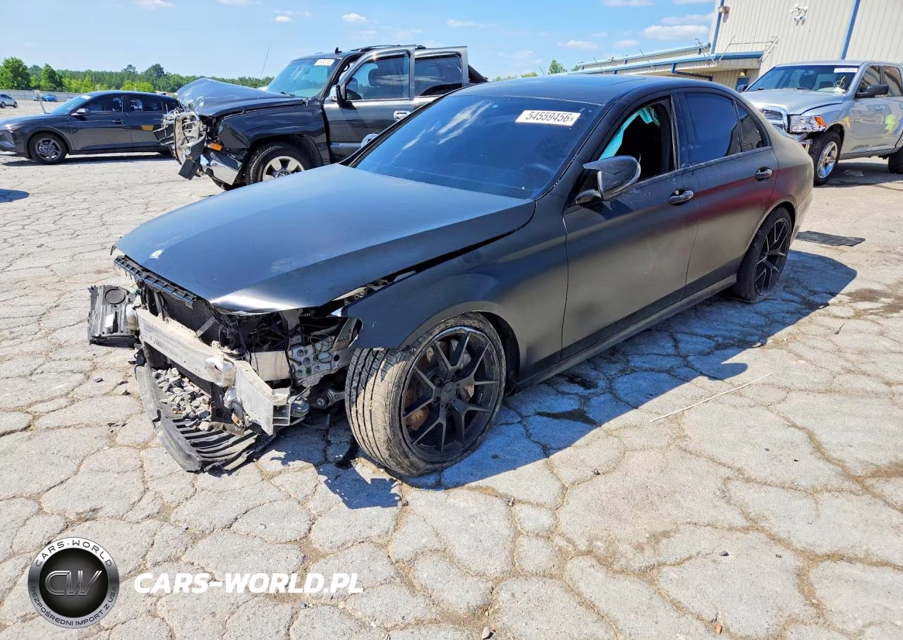 2017 Mercedes-Benz E 300