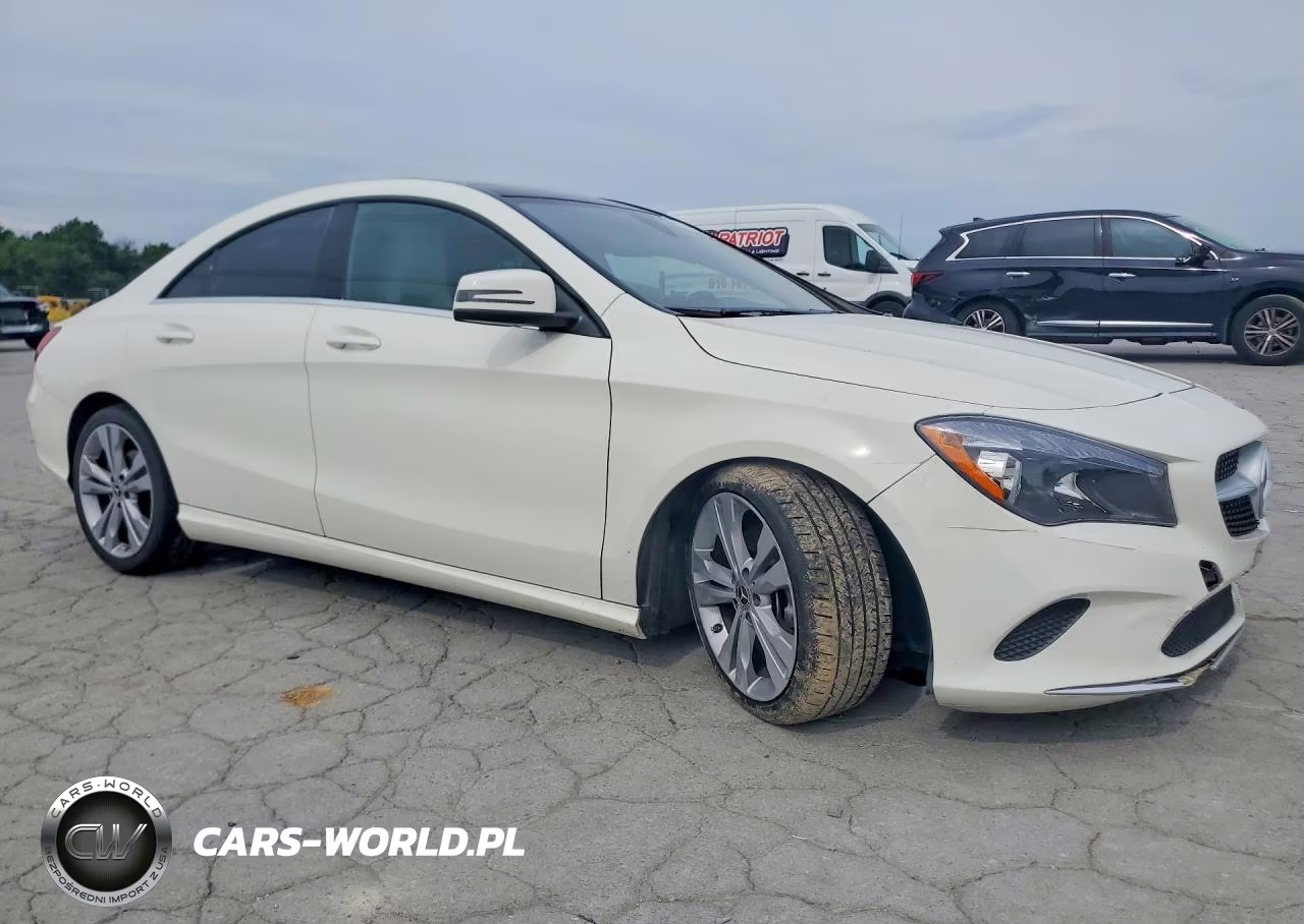 2018 Mercedes-Benz Cla 250 VIN:WDDSJ4EB4JN519666 - 4