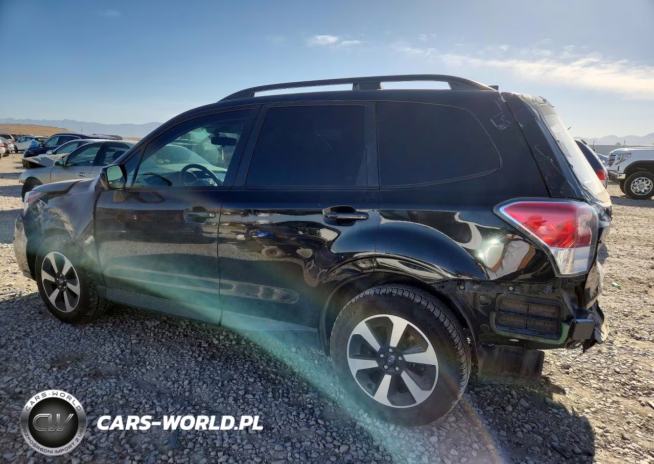 2018 Subaru Forester 2.5I Premium VIN:JF2SJAGC3JH579548 - 2
