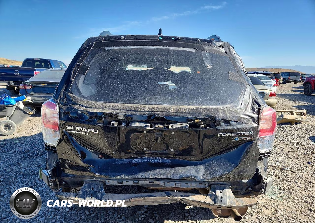 2018 Subaru Forester 2.5I Premium VIN:JF2SJAGC3JH579548 - 6