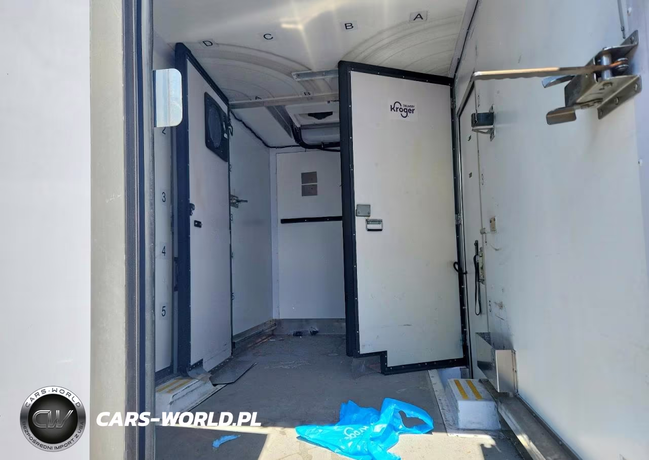2022 Ford Transit T-350 VIN:1FDBW5Z82NKA39659 - 10