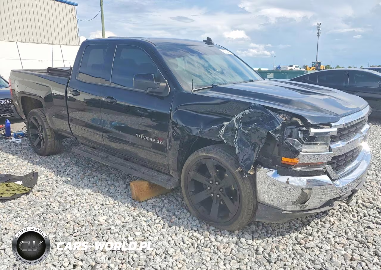 2017 Chevrolet Silverado Lt VIN:1GCRCREH6HZ169528 - 4