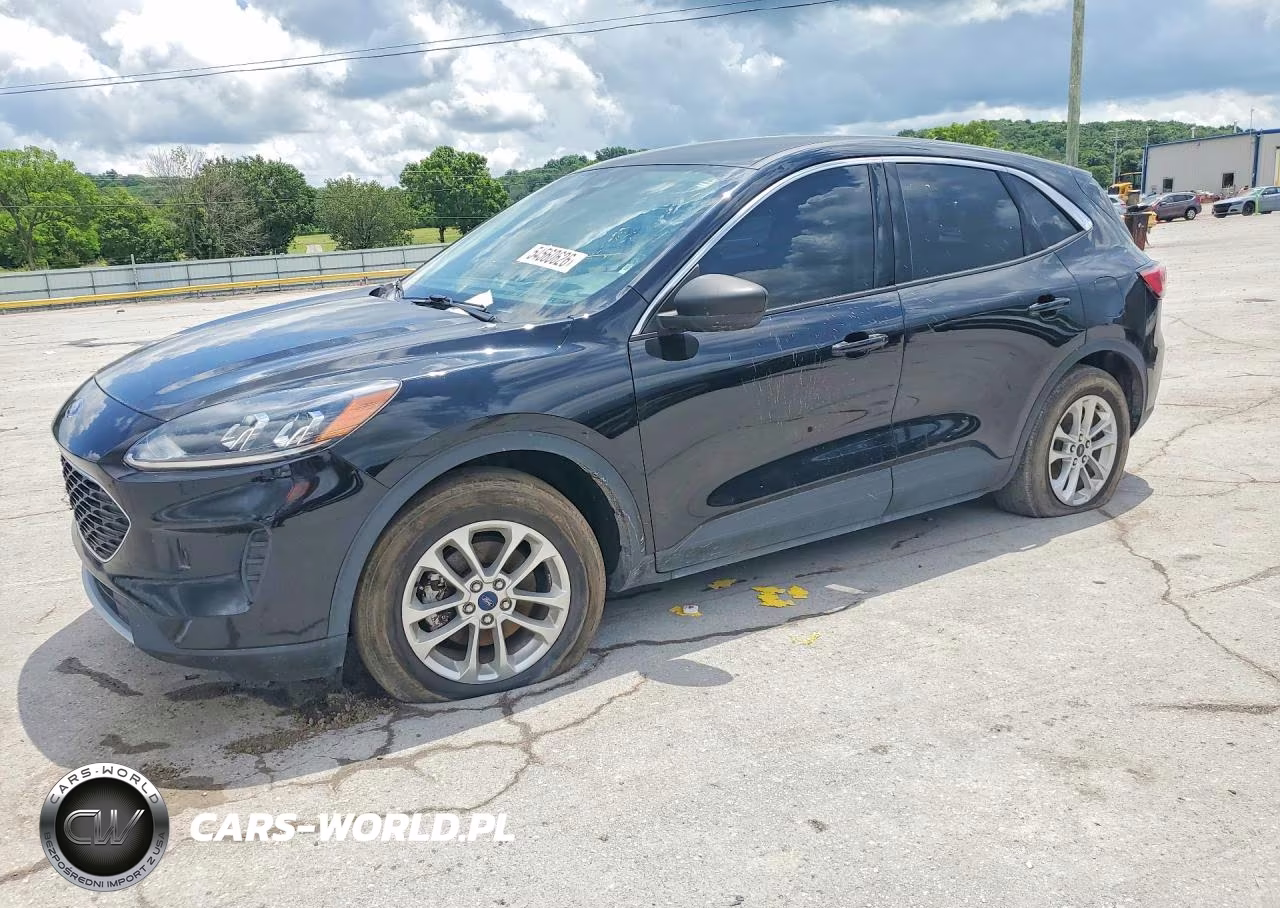 2022 Ford Escape Se