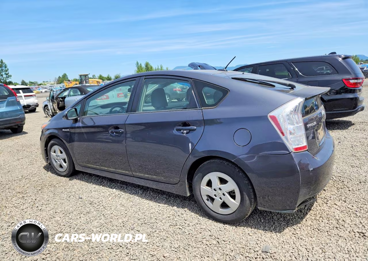 2011 Toyota Prius Two VIN:JTDKN3DU3B0311238 - 2