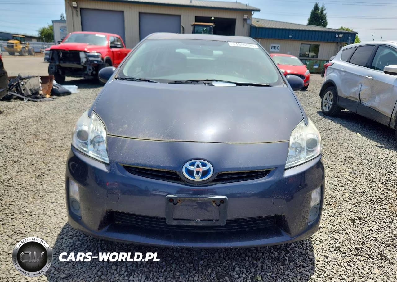 2011 Toyota Prius Two VIN:JTDKN3DU3B0311238 - 5
