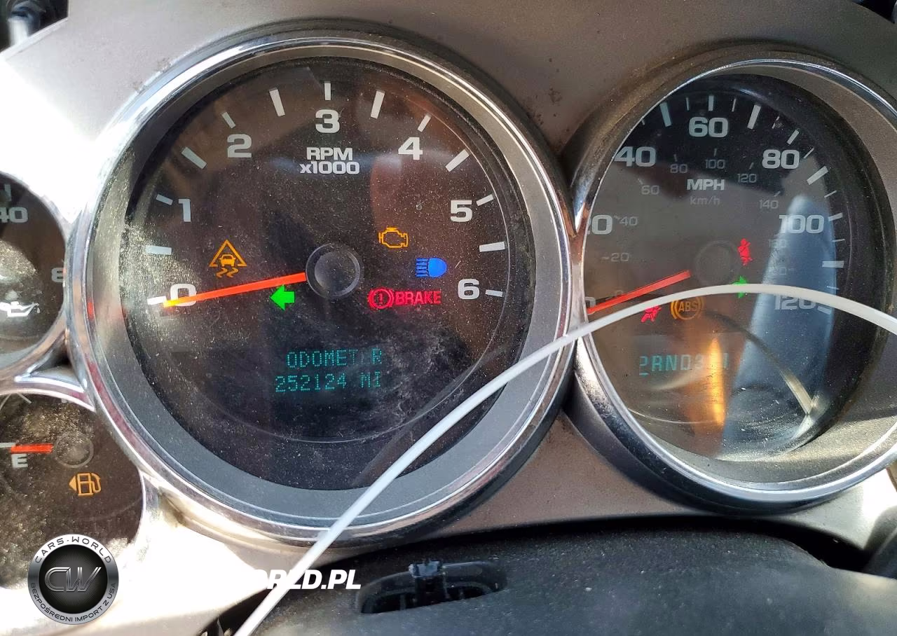 2008 GMC Sierra K1500 VIN:2GTEK13J981298378 - 9