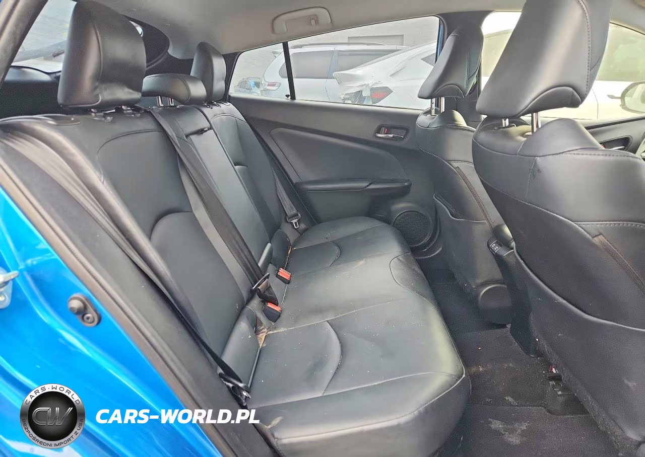 2019 Toyota Prius Xle Awd-E VIN:JTDL9RFU1K3007784 - 10