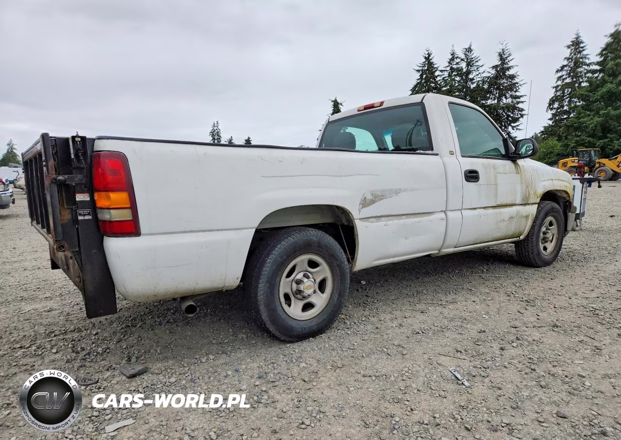 2002 Chevrolet Silverado C1500 VIN:1GCEC14W12Z137724 - 3