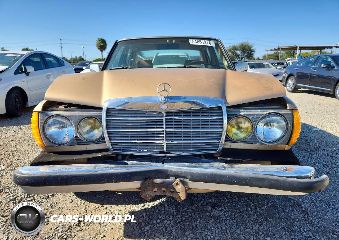 1984 Mercedes-Benz 300 Dt VIN:WDBAB33A0EA036243 - 5