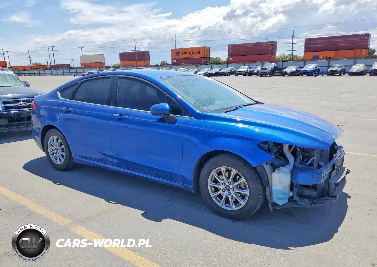 2017 Ford Fusion S VIN:3FA6P0G75HR380608 - 4