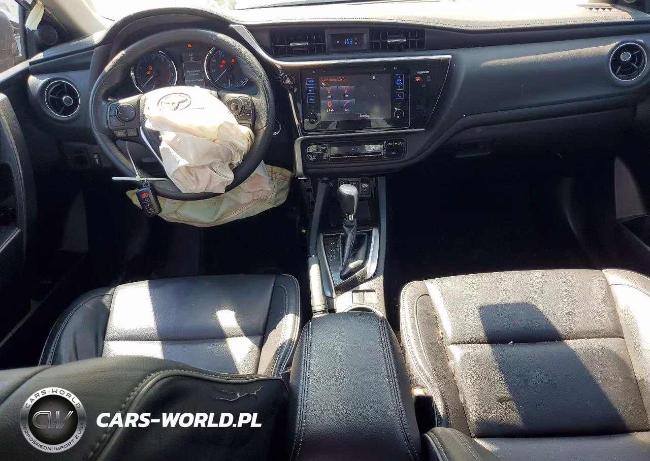 2017 Toyota Corolla Xle VIN:5YFBURHE4HP659640 - 8