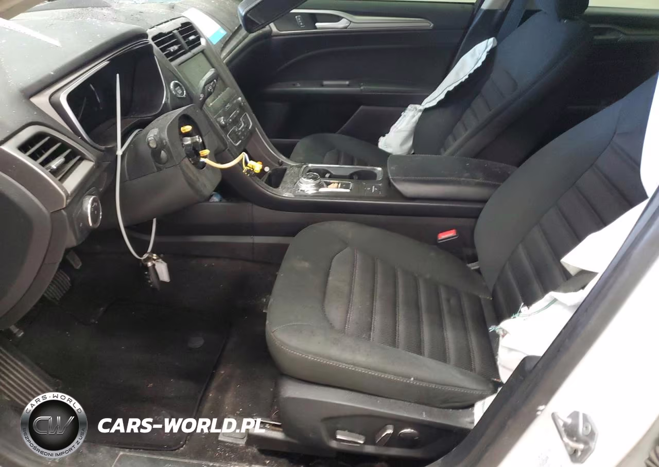 2019 Ford Fusion Se VIN:3FA6P0LU1KR124890 - 7