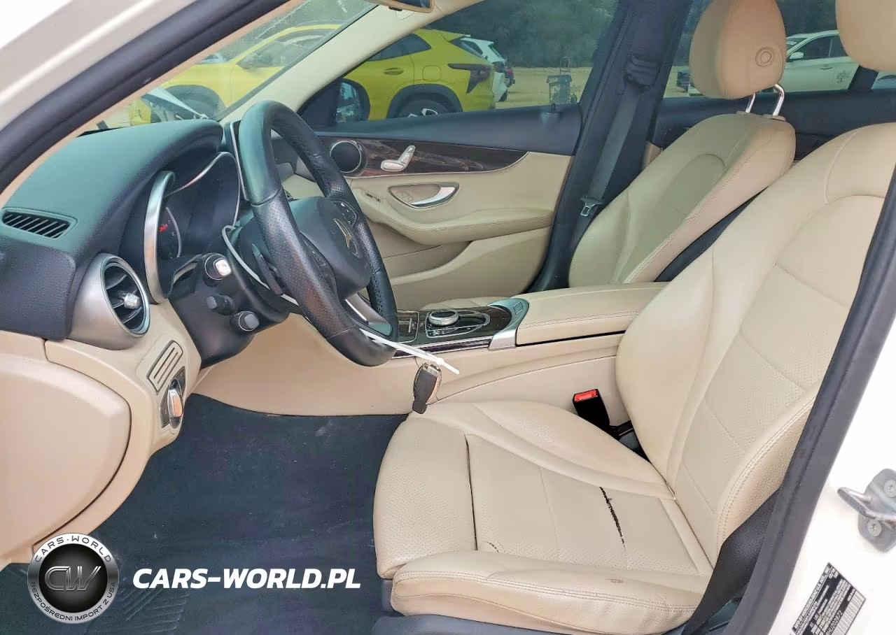2017 Mercedes-Benz C 300 VIN:55SWF4JB8HU202872 - 7